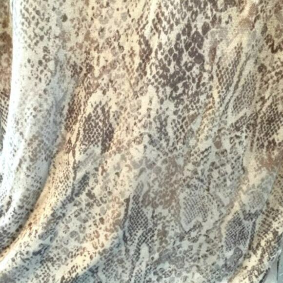 Chico's Mock Neck Snakeskin Sweater Sz M - Picture 15 of 15